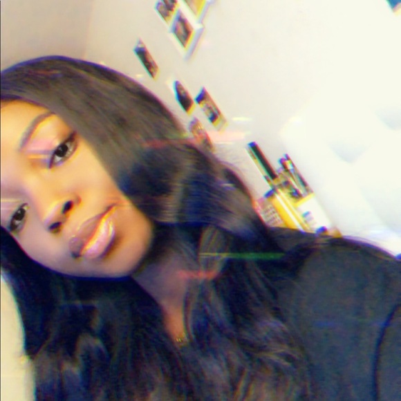 Meet your Posher, Jehlani - Picture 2 of 3